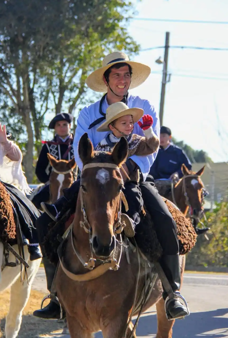 9 de julio, enrique carbo - 3