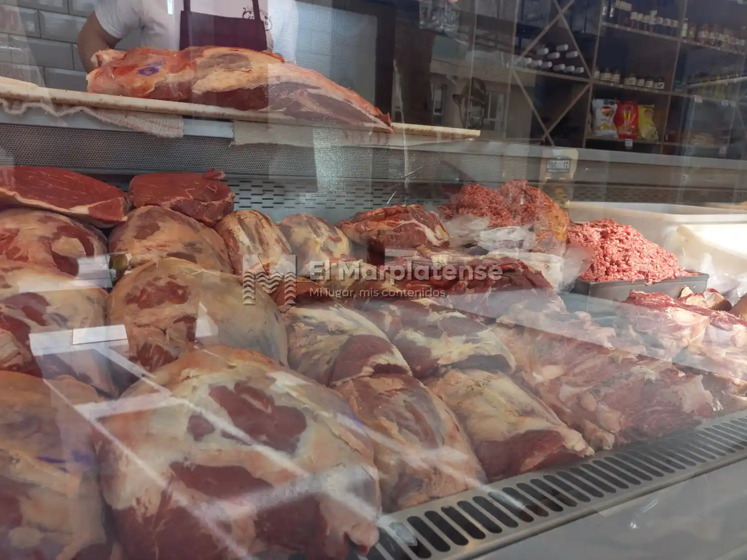 Los vecinos de la ciudad aprovechan los descuentos con billeteras virtuales para comprar carne.
