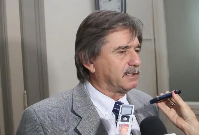 Néstor Auza anhela que al programa Conectar Igualdad  “lo conviertan en otra alternativa”