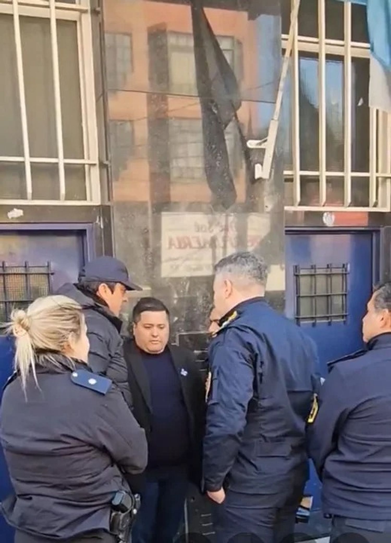 Concejal detenido en plena sesión por vínculos con un capo narco