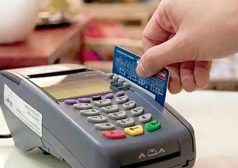 La AFIP advirtió que multará y clausurará comercios que no tengan posnet