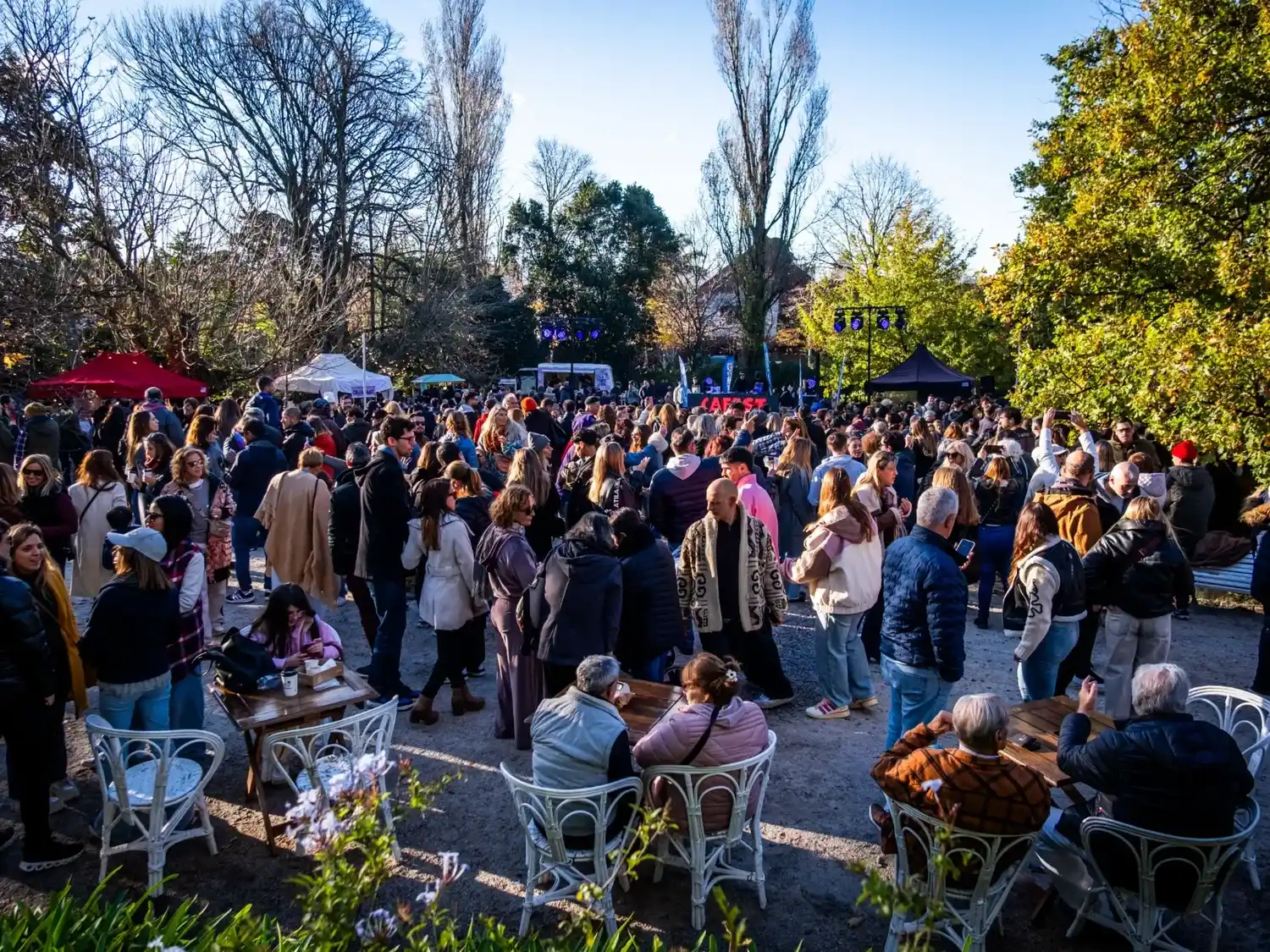 La ciudad ofrecerá propuestas culturales, musicales y gastronómicas en distintos espacios municipales.