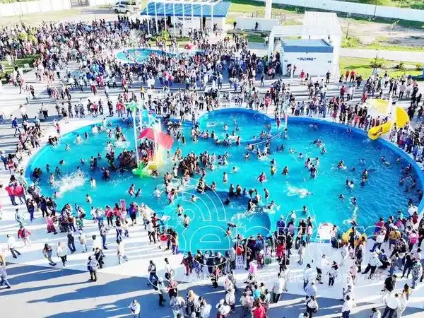 Se lanzará mañana la temporada
de verano en el parque acuático