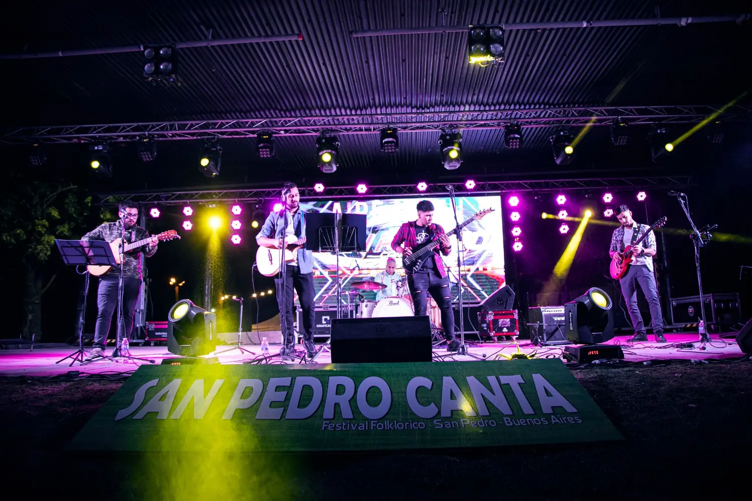 Fin de semana largo: última jornada de San Pedro Canta en el Paseo Público