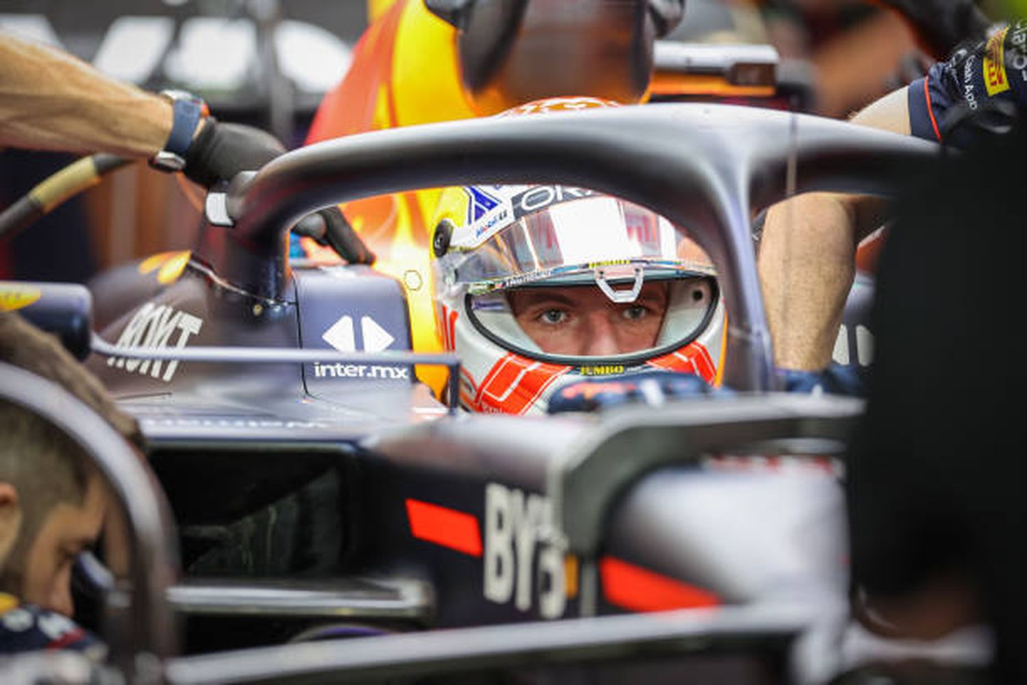 Max Verstappen dominó los entrenamientos libres en Yeda