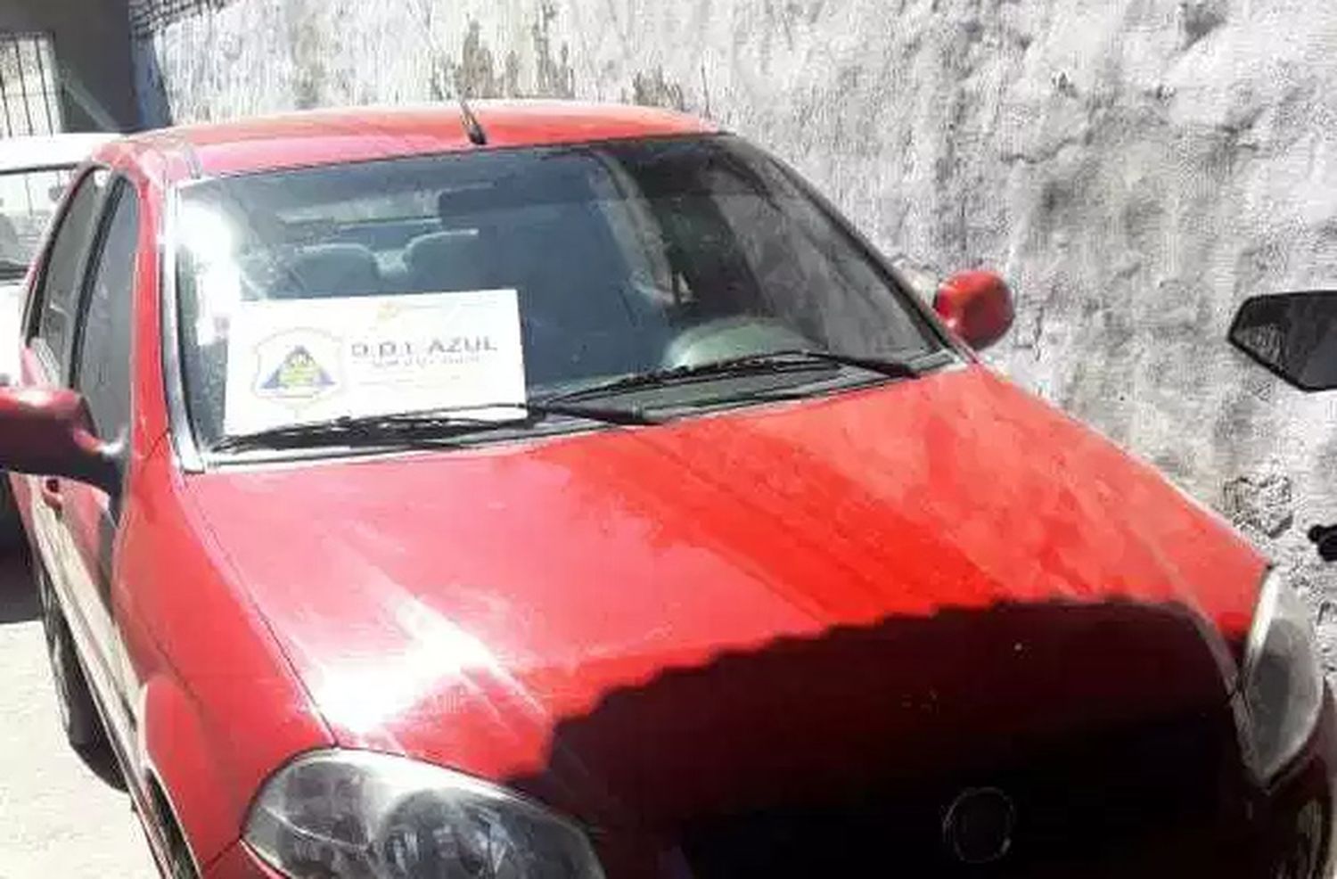 Personal de la DDI secuestró un auto y una camioneta