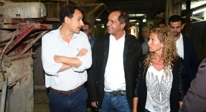 Scioli y Bruera juntos de campaña a 4 años de las inundaciones en La Plata