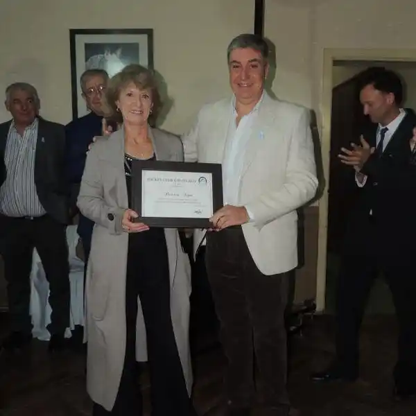 El Jockey Club Gualeguay celebró el 25 de Mayo con su tradicional cena de gala