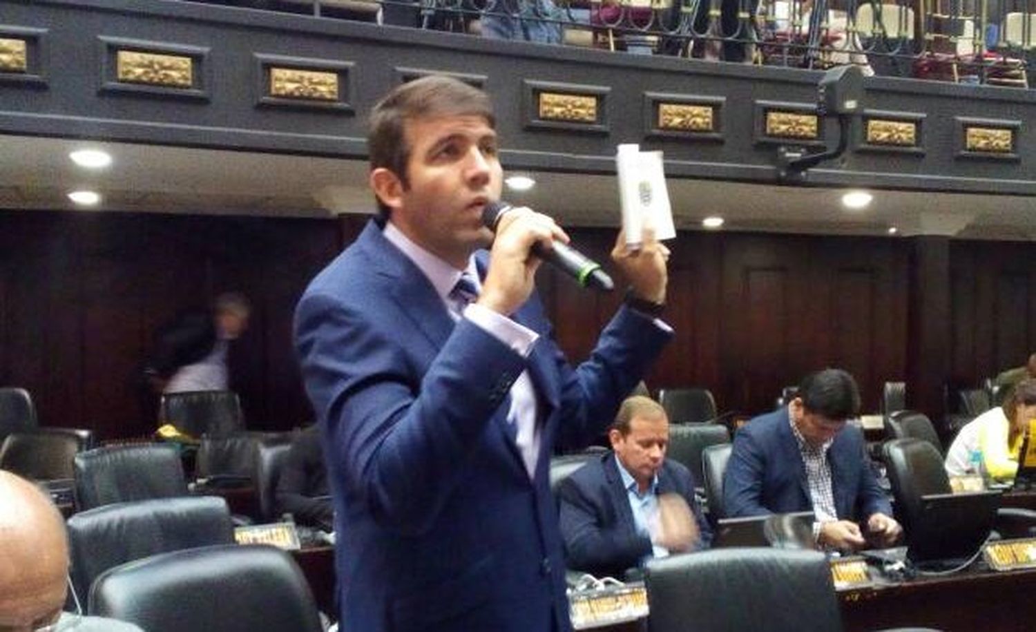AD no participa en farsas electorales: “No nos doblegaremos ante la tiranía”