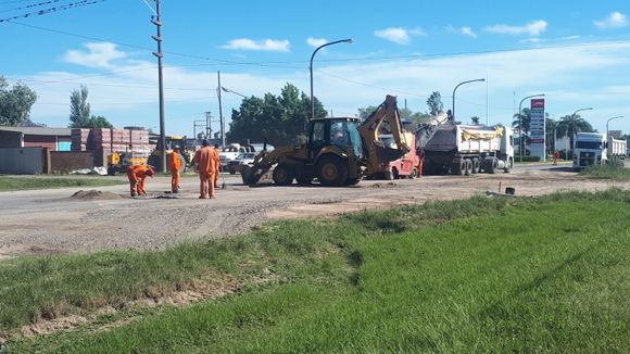 Crucero General Belgrano: volvieron las máquinas y retomaron la obra