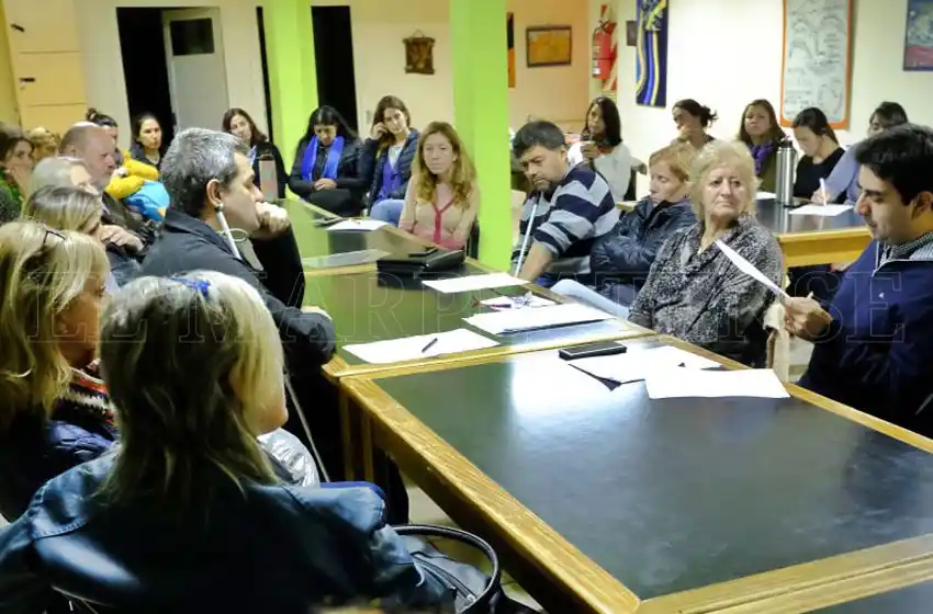 Por deudas, trabajadores de salud vuelven a protestar en el Municipio