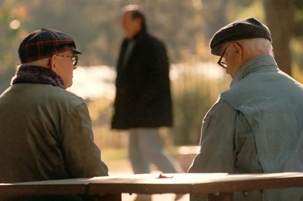 Jubilaciones y pensiones: es oficial el pago de 3 bonos de refuerzo