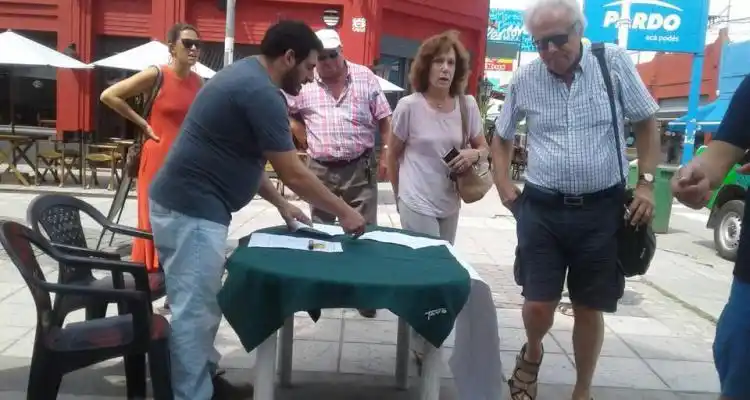 Firmas contra la Reforma Previsional