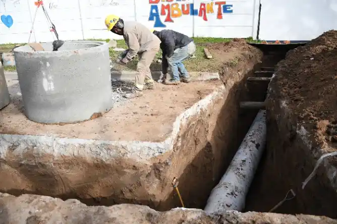 Cloaca Máxima: Chascomús avanza en obra clave para expandir el servicio cloacal a nuevos barrios