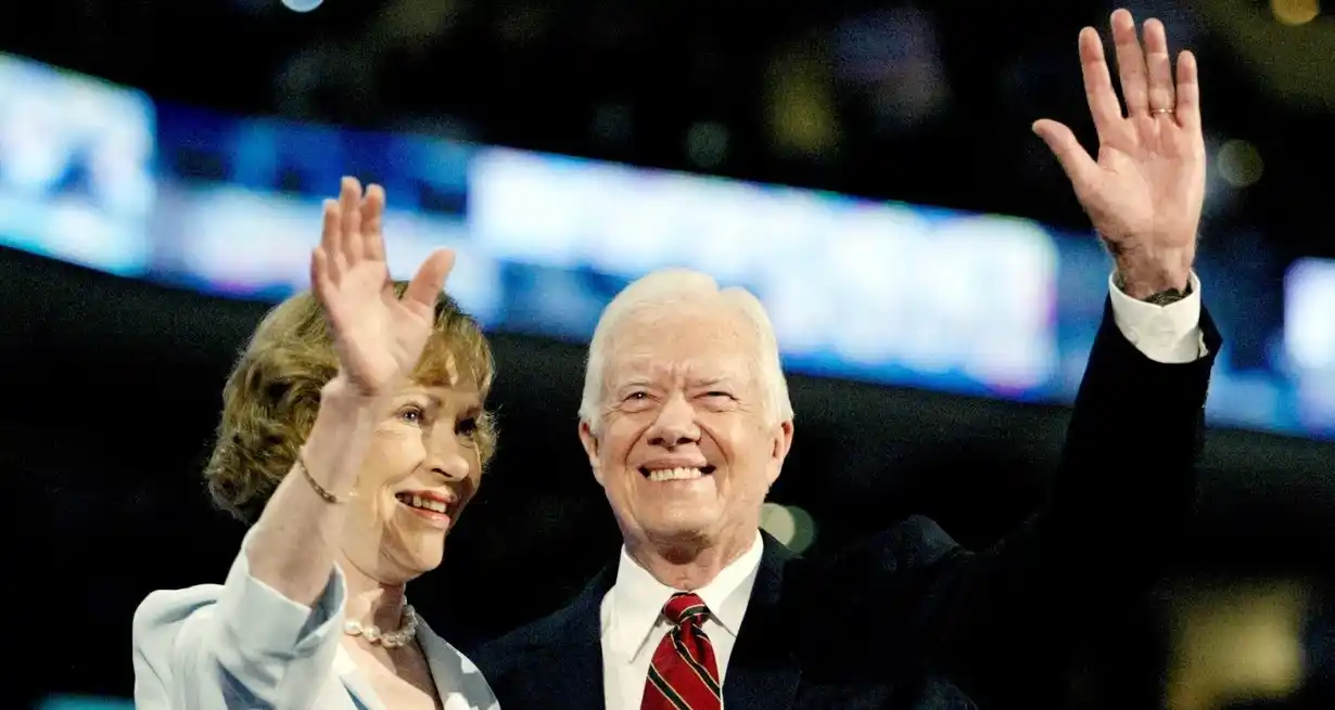 Jimmy y su recientemente fallecida esposa, Rosalynn Carter. Archivo Reuters.