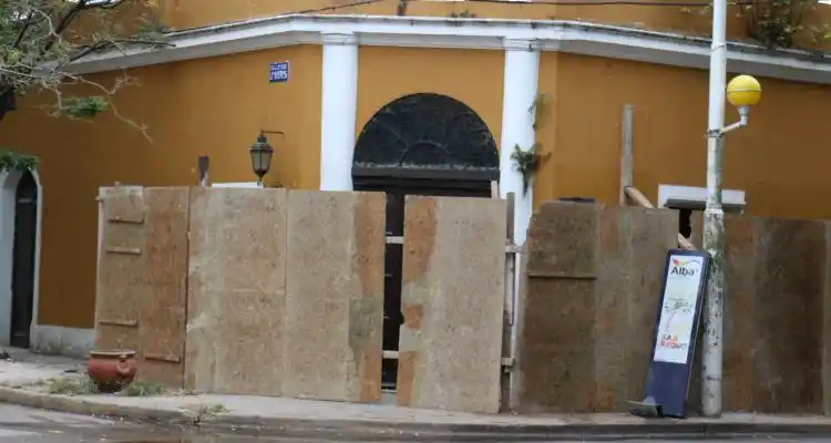 Monjo aseguró que reconstruirá la Casona de 1830