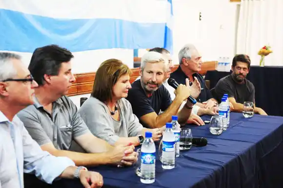 Frigerio y Bullrich de recorrida en Gualeguaychú