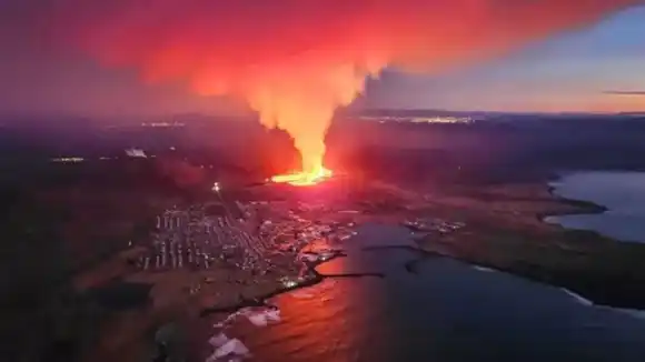 DE NUEVO EN ALARMA: volcán en Islandia vuelve a entrar en erupción y población es evacuada
