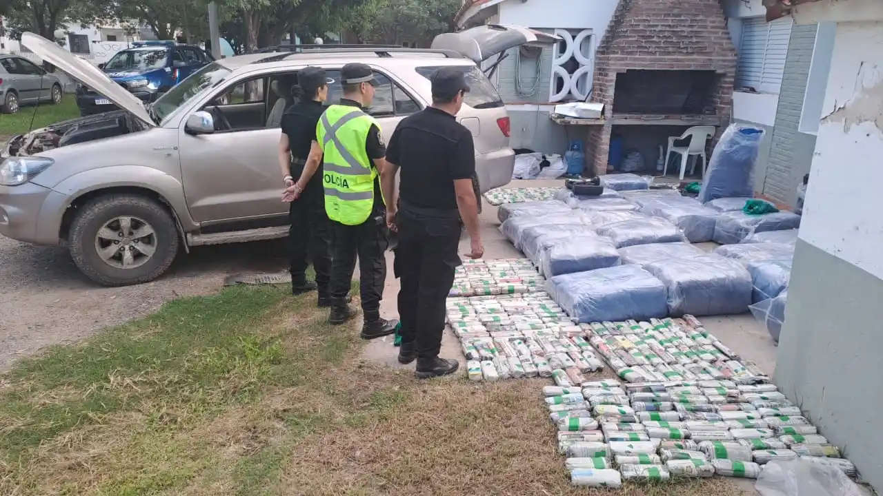 Ruta Nacional 34: detuvieron a una camioneta por maniobras peligrosas y encontraron un gran cargamento de hojas de coca