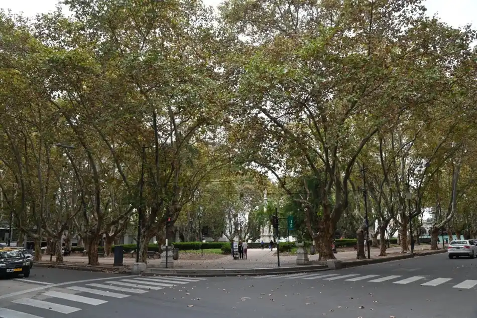 Inauguran la plaza 25 de Mayo tras la remodelación y habrá un corte en la zona este domingo