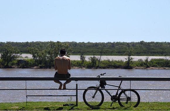 Inicio de semana caluroso en la ciudad: el termómetro llegará a los 35 grados