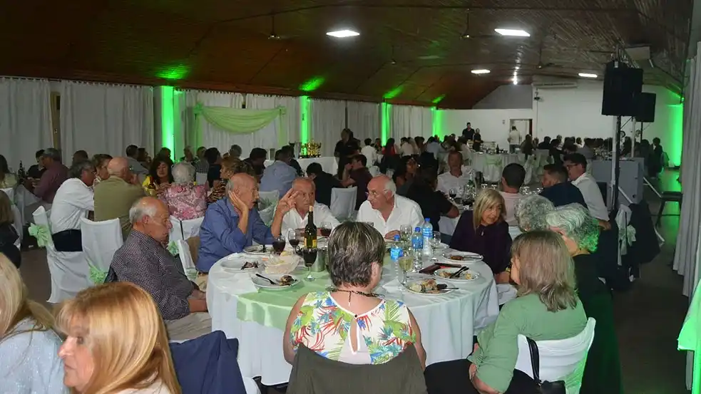 El Club Centro Bancario celebró su 78º aniversario con una cena y anunció nuevas obras y proyectos