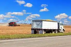 La Provincia oficializó el incremento tarifario en el transporte de cereales