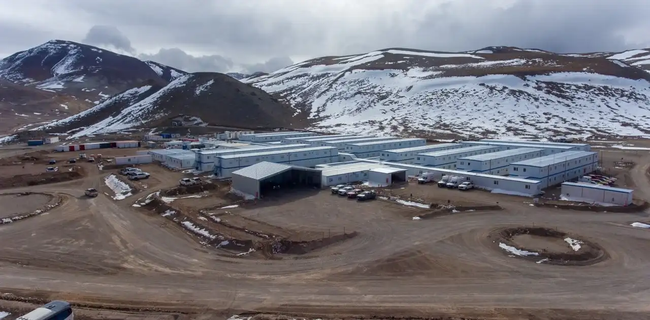 El Gobierno aprobó formalmente el ingreso al RIGI de la minera Vicuña.