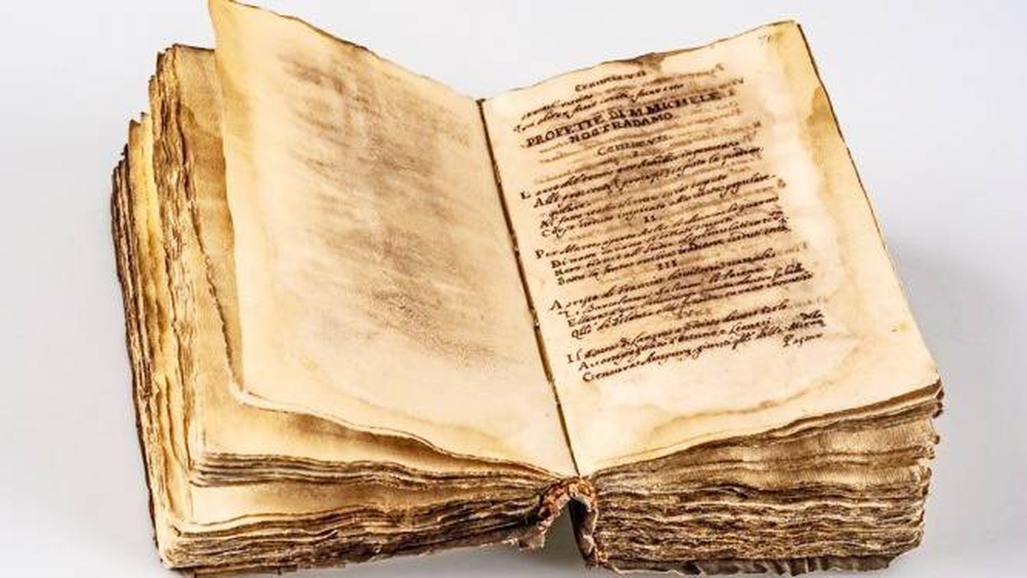 Alemania devolvió a Italia un manuscrito de Nostradamus robado de una biblioteca de Roma