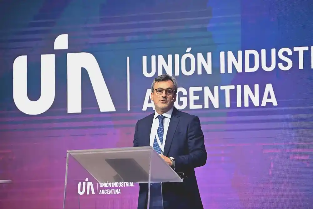 La UIA, dura con Milei: "Distorsiona el rol que ha tenido y tiene la industria en la historia del país"