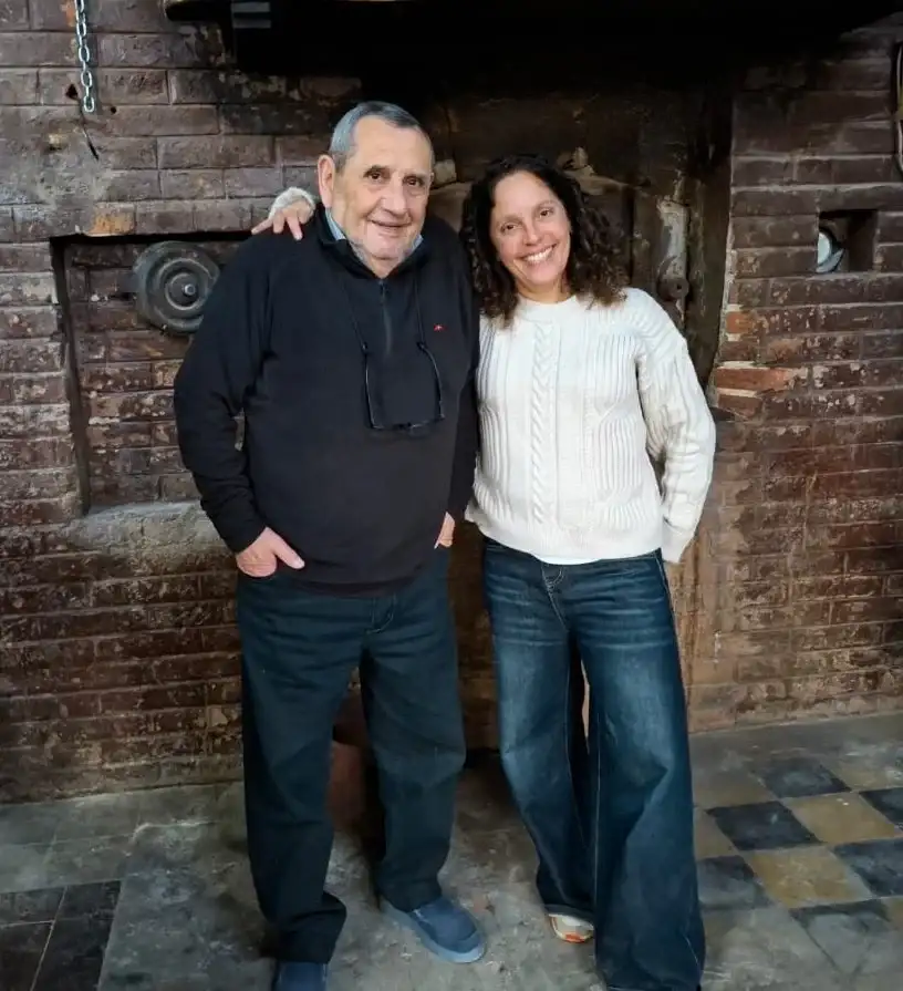 Horacio Guerscovich y su hija Nuria, actuales propietarios de la panadería-