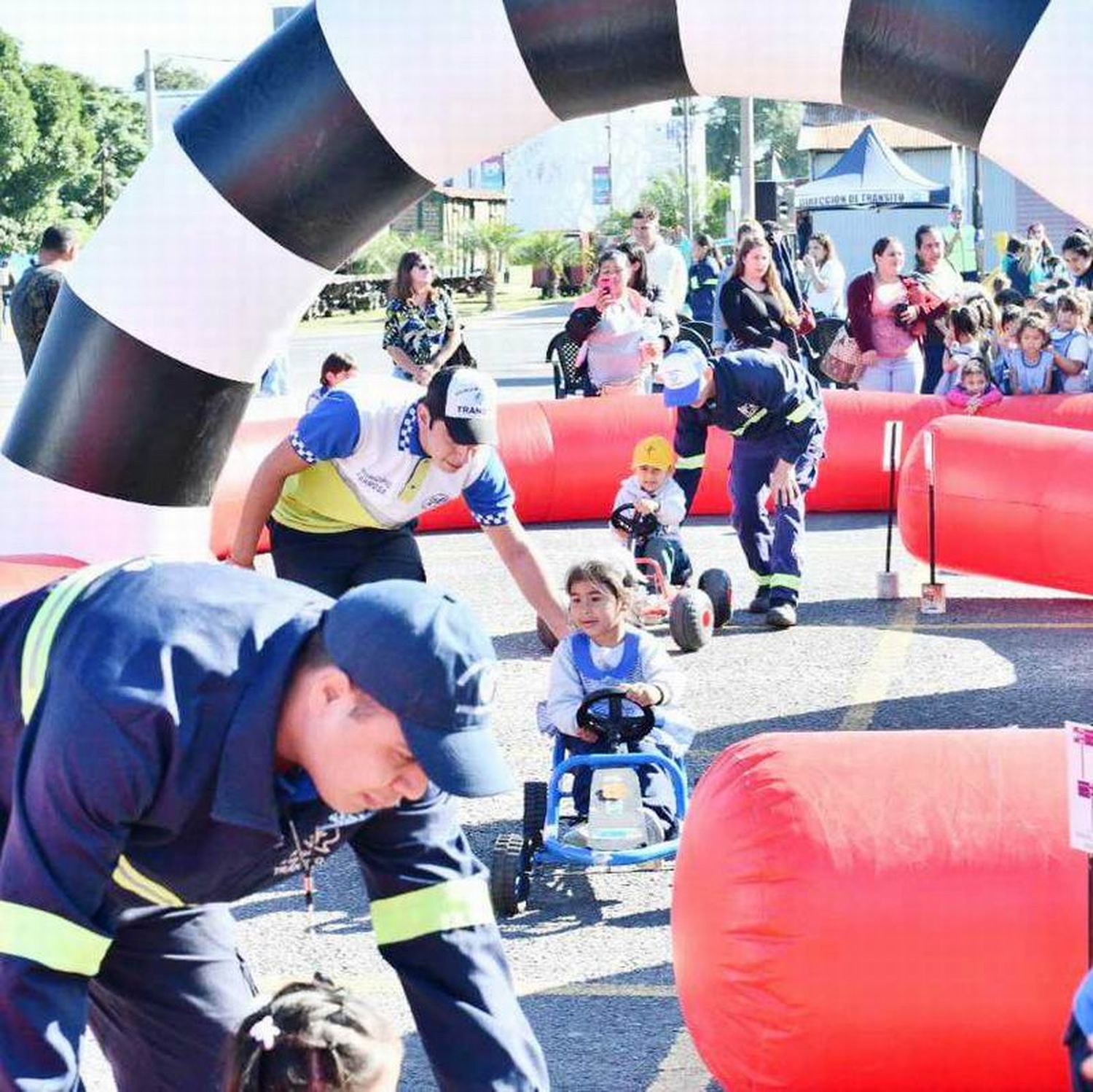 Jofré acompañó las actividades
con jardines de infantes