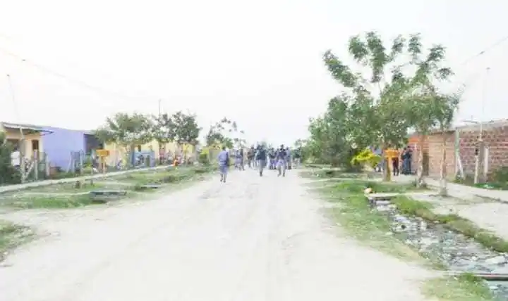 Cuatro personas terminaron detenidas tras 
una pelea entre vecinos en el barrio Lote 110