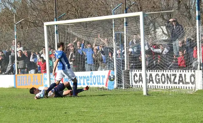 Fútbol Local: el sábado habrá cuatro partidos de la última fecha