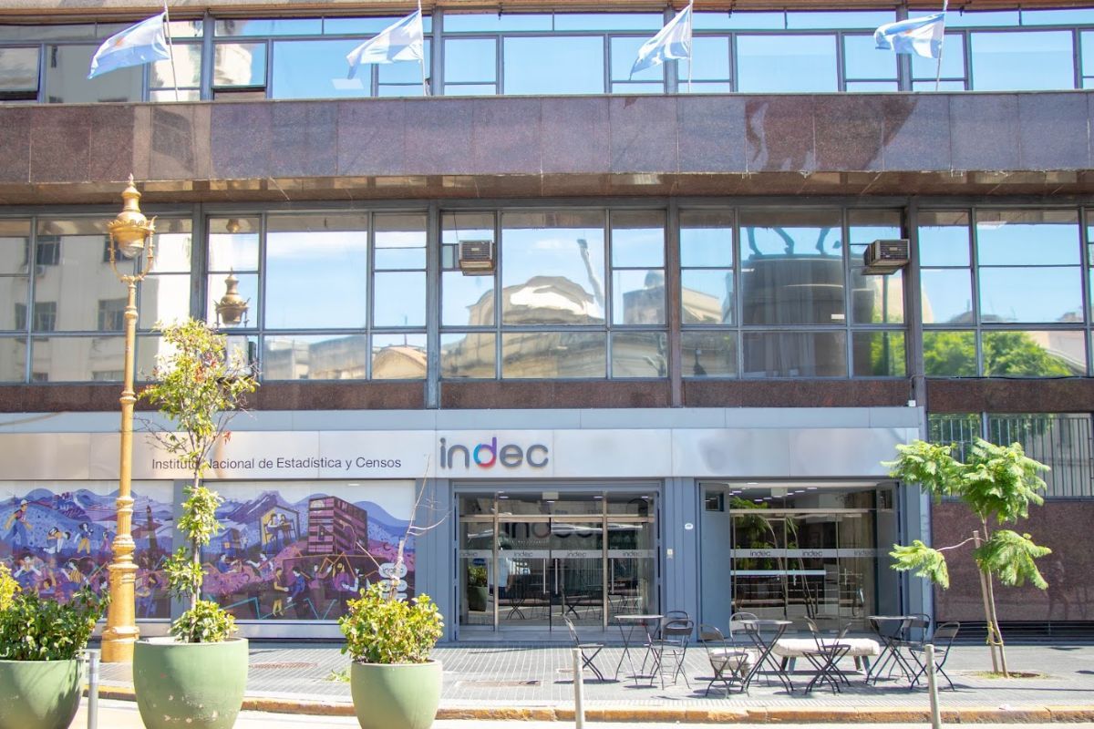El gobierno asegura que "la inflación es un tema terminado desde lo técnico".