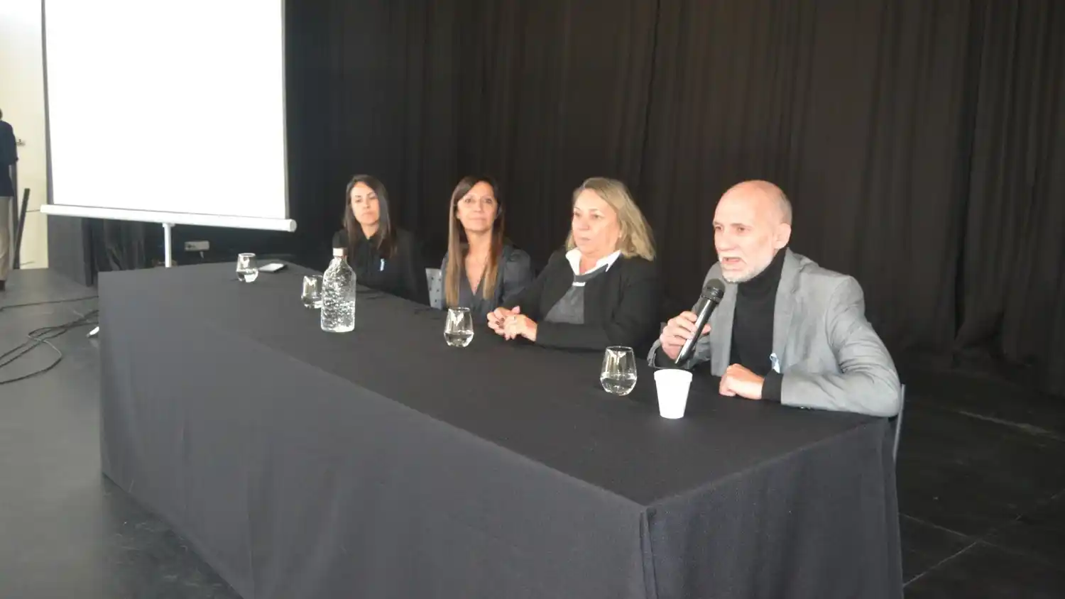 Capacitación en ceremonial: el gobierno provincial refuerza la formación en cultura