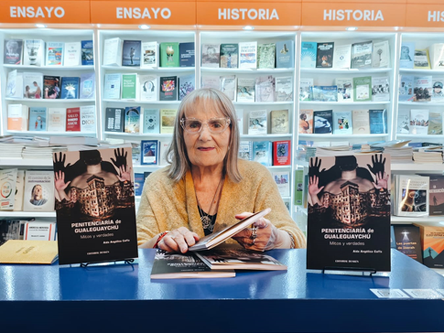 Una gualeguaychuense de 88 años escribió un libro sobre la UP2