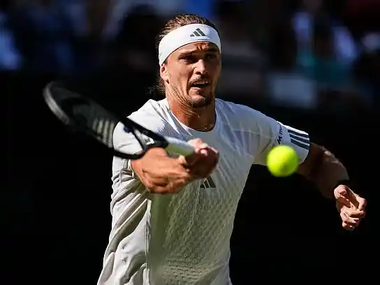 Zverev pasó a la tercera ronda
