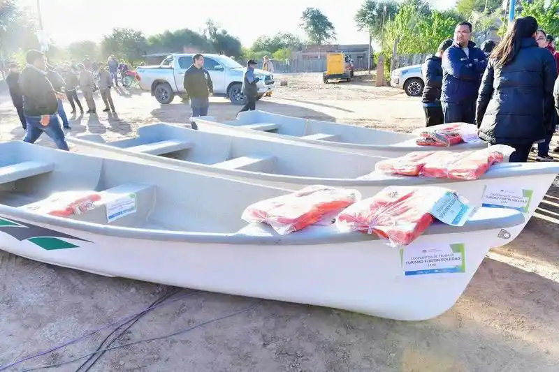 La Asociación de Turismo de Fortín
Soledad estrena embarcaciones y chalecos
