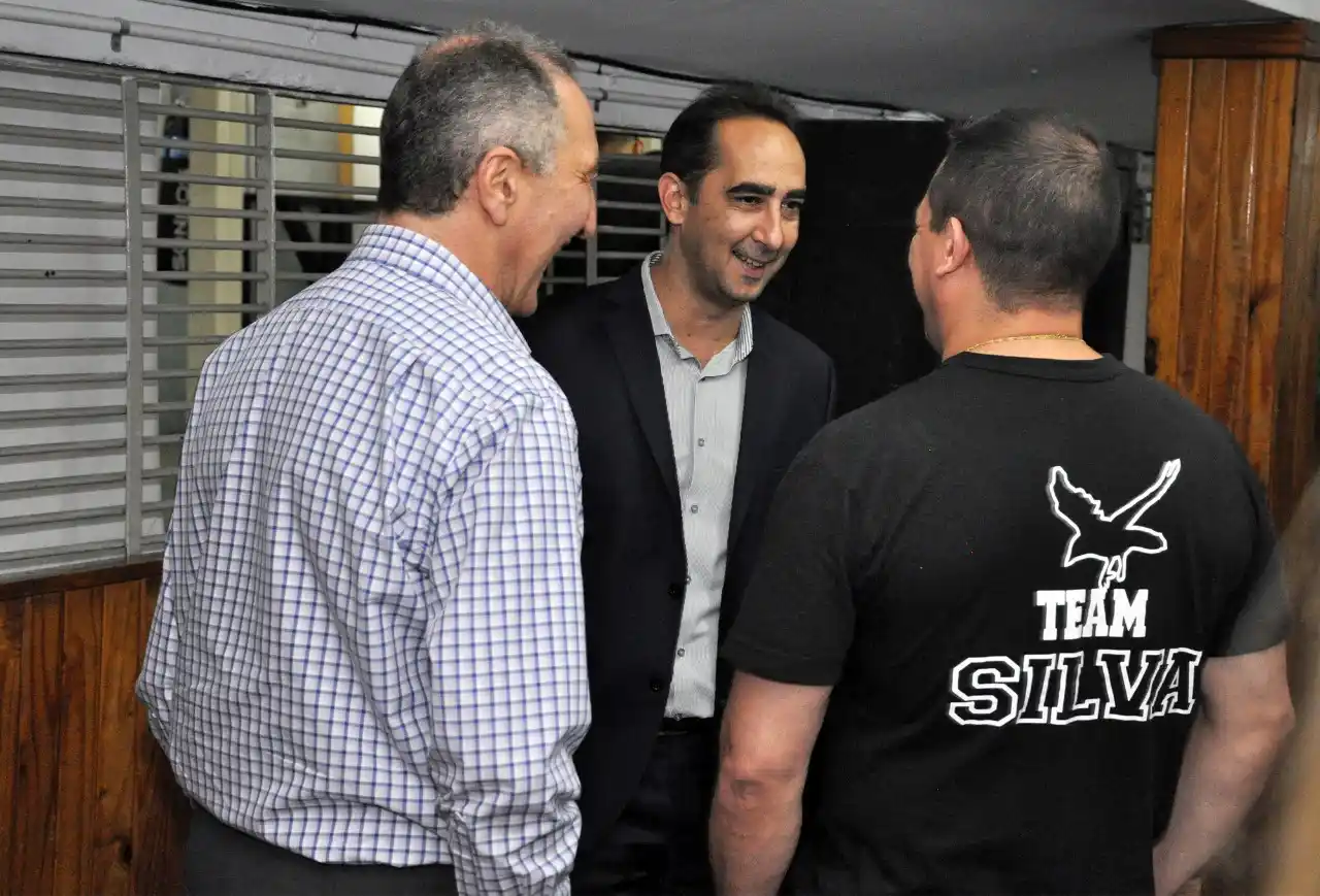 Tagliaferro recorrió obras en El Palomar: "Son los resultados del esfuerzo que hacemos en equipo" 