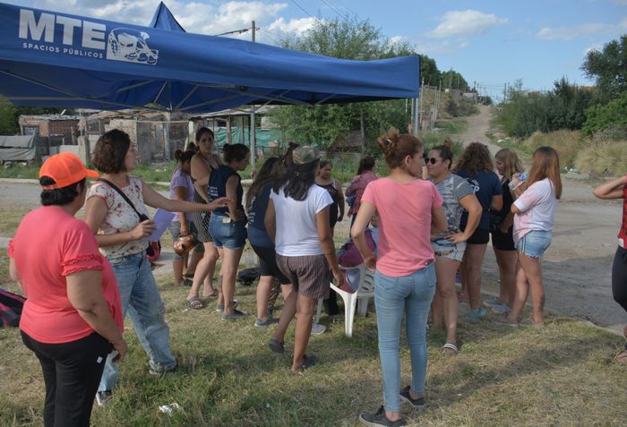 Comenzaron en barrios populares las inscripciones al programa "Mi pieza"
