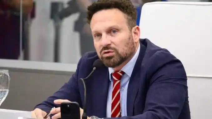 El concejal Marcelo Ocampo se pasó a LLA 
y sería candidato a intendente de Clorinda