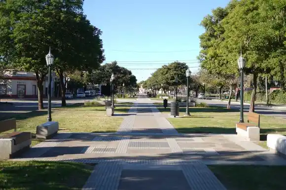 Plan de modernización de espacios públicos con avances en distintos sectores de la ciudad