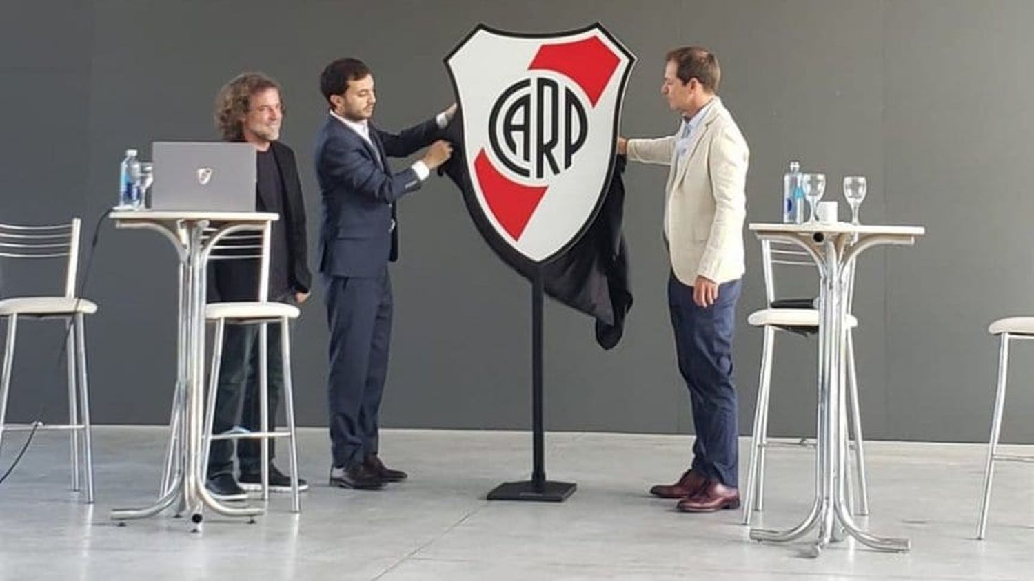 Nuevo escudo de River - 2