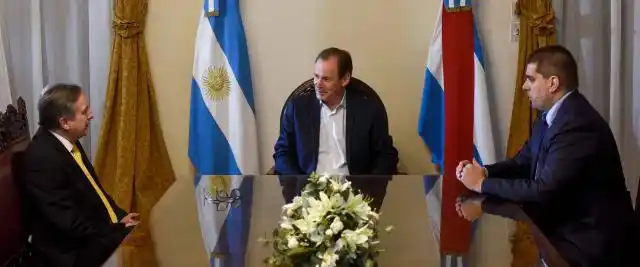 Bordet y el cónsul uruguayo en Paraná abordaron una agenda de integración regional
