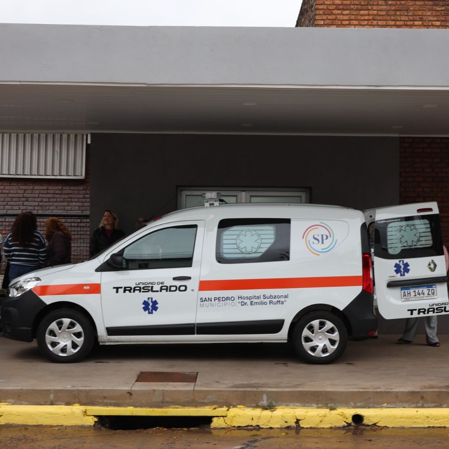 Presentaron una nueva unidad de traslado para el Hospital Emilio Ruffa