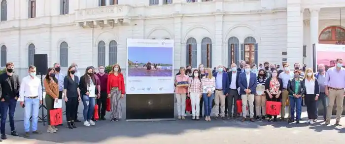Se entregaron los premios del Concurso fotográfico �SMostrando mi Lugar⬝