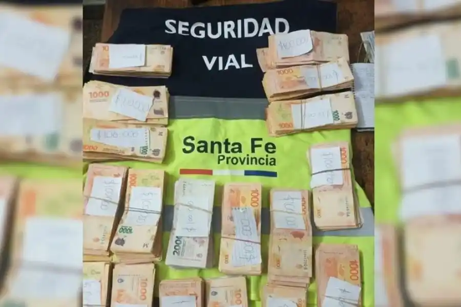 Rufino: en un control vehicular secuestran dos millones de pesos de dudosa procedencia