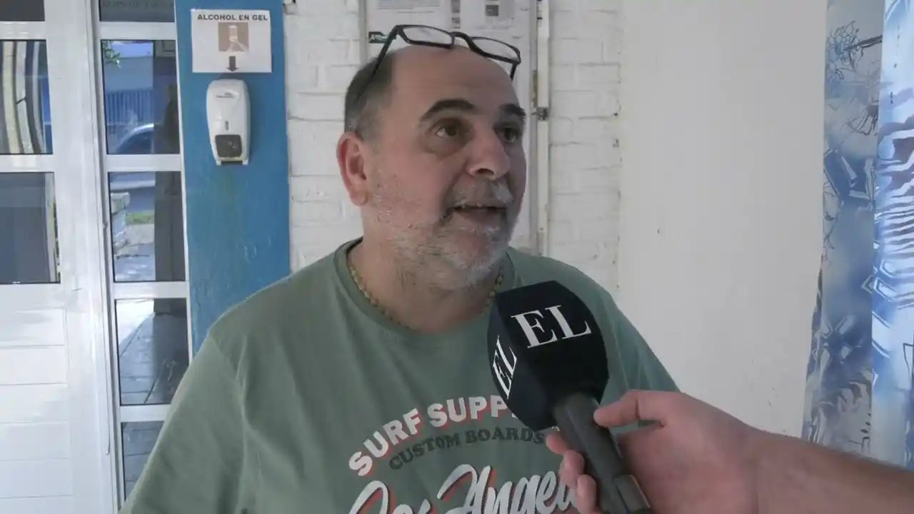 Piden desalojar a indigentes que tomaron la Plazoleta Peralta Pinos