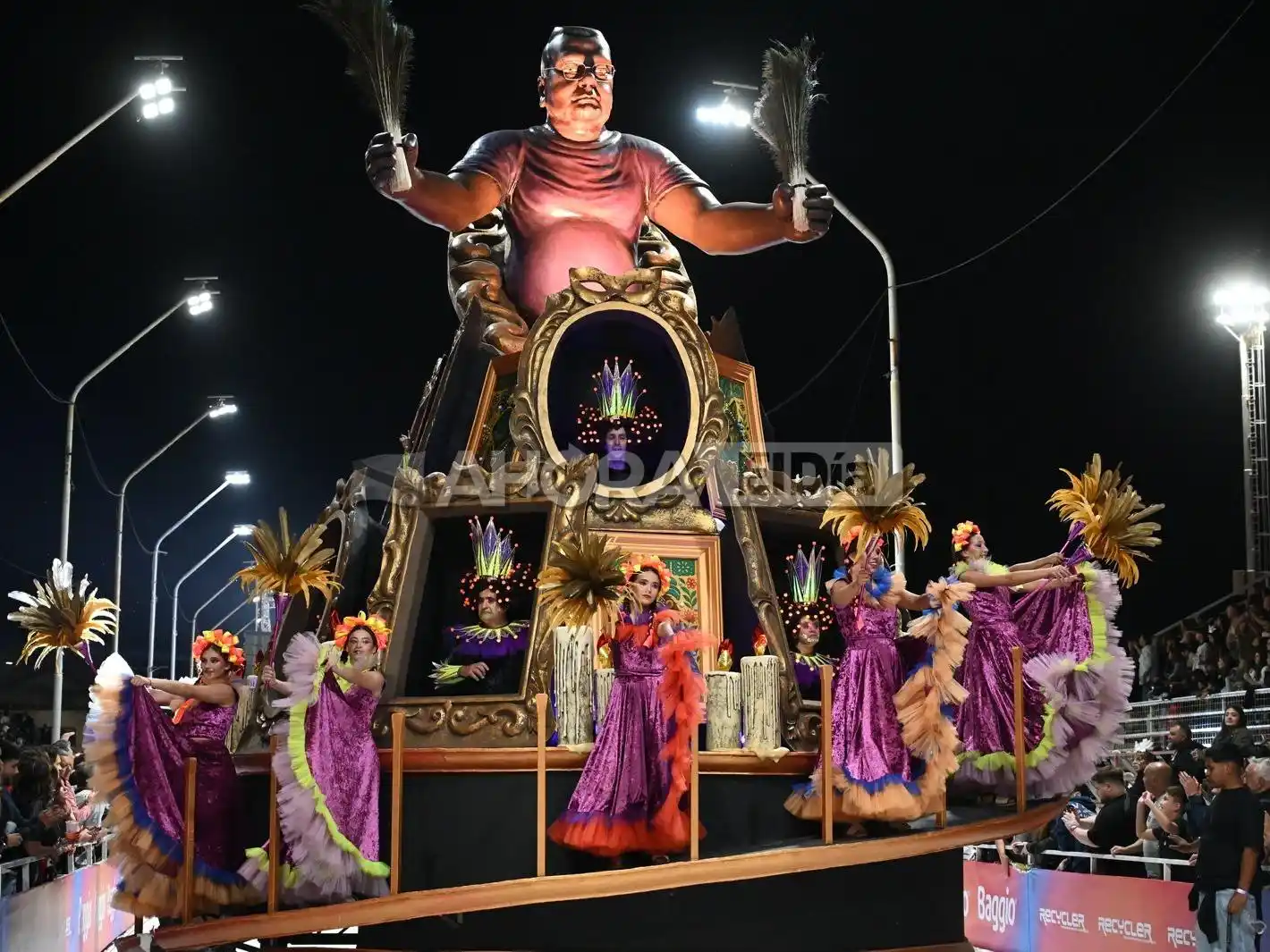 Mirá las mejores imágenes de la primera noche del Carnaval del País desde el lente de Ahora ElDía